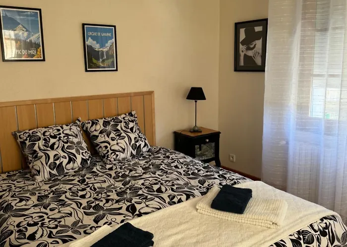 Prázdninový dům Maison A Lourdes, Avec Jardin