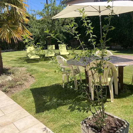 Maison A Lourdes, Avec Jardin 卢德